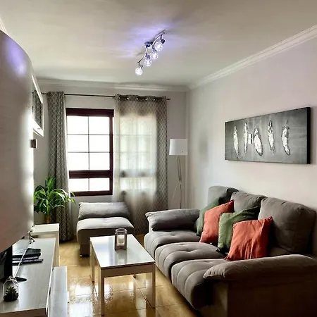 Apartmán Comodo Alojamiento Cerca De La Playa *